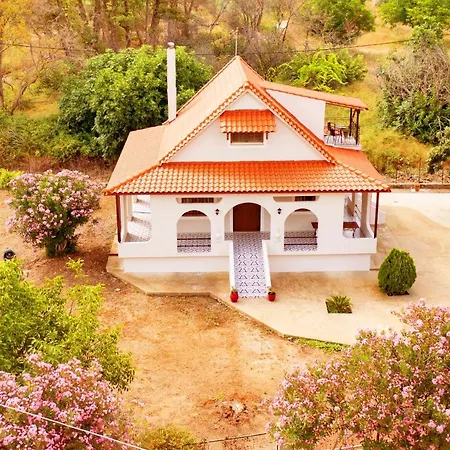 Cheerful Artist In The Genuine Part Of Evia Greece Villa *
